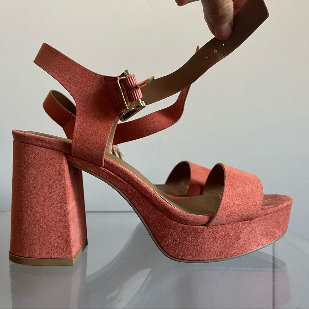 lulu’s platform heels sandals